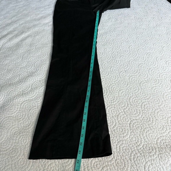 Club Monaco Classic Black Apparel - Picture 11 of 12